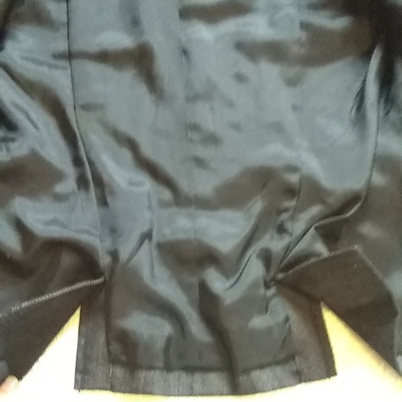 Coat - Picture 6 of 6